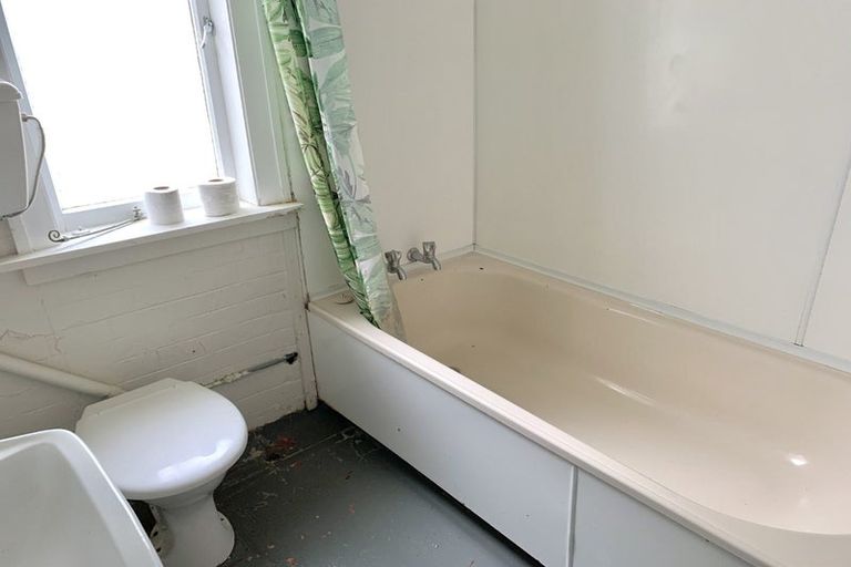 Photo of property in 107 Elizabeth Street, Mount Victoria, Wellington, 6011