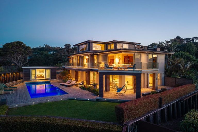 Photo of property in 18b Kaha Place, Russell, 0272