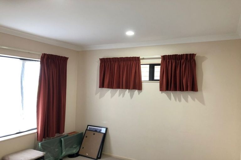 Photo of property in 21 Agapanthus Place, Flat Bush, Auckland, 2016