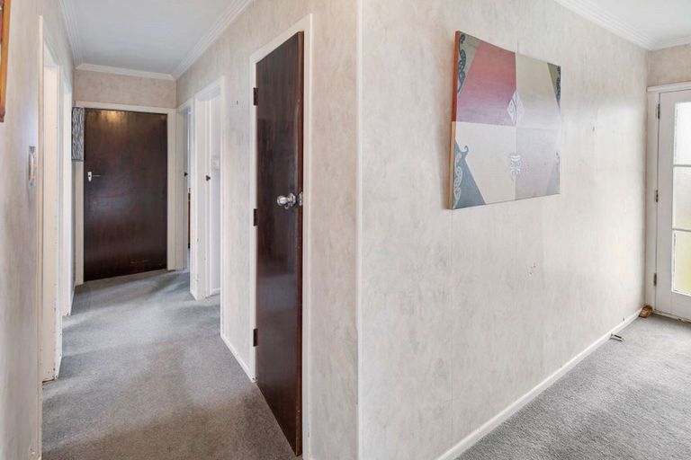 Photo of property in 4 Omori Place, Castlecliff, Whanganui, 4501