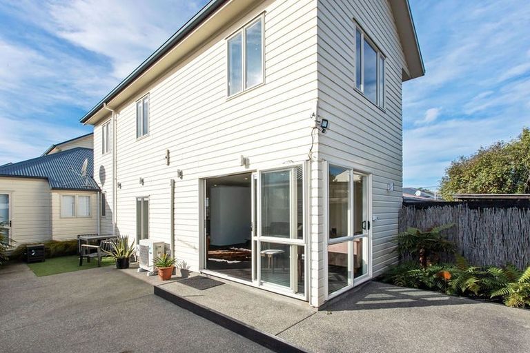 Photo of property in 8 Somerset Crescent, Spreydon, Christchurch, 8024