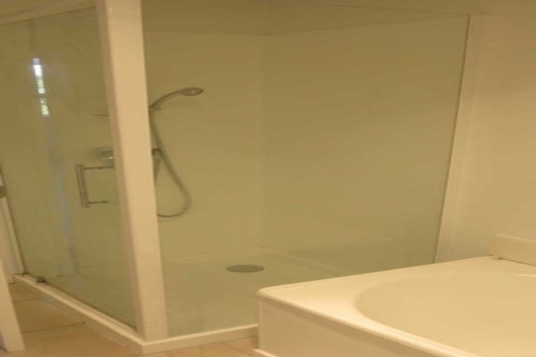 Photo of property in 62 Roseberry Avenue, Birkenhead, Auckland, 0626