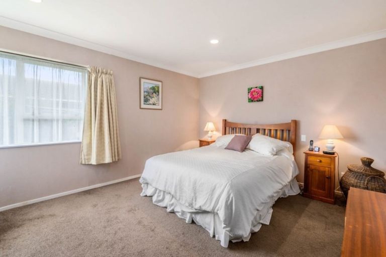 Photo of property in 10 Thelma Place, Lynmore, Rotorua, 3010