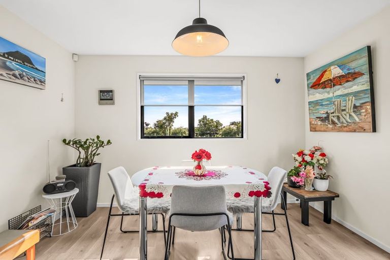 Photo of property in 6 Clegg Street, Woodend, 7610