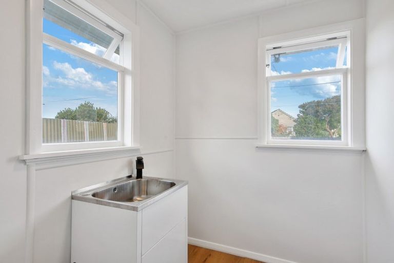 Photo of property in 17 Doreen Street, Aranui, Christchurch, 8061