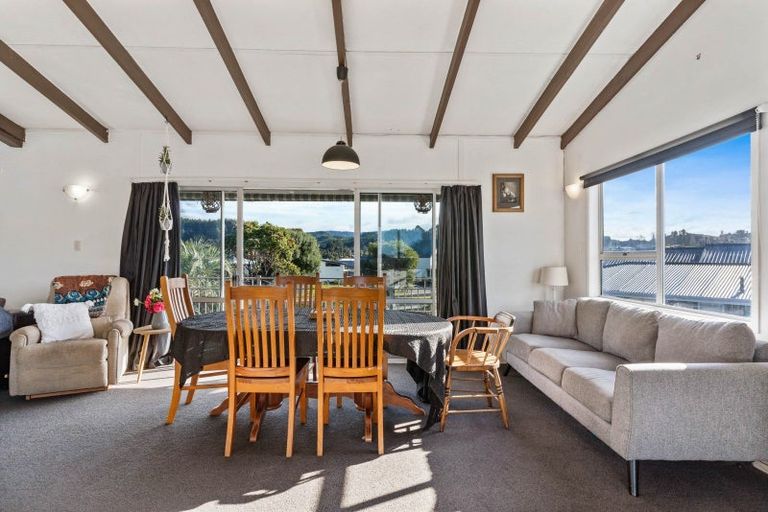 Photo of property in 208 Chartwell Avenue, Whangamata, 3620