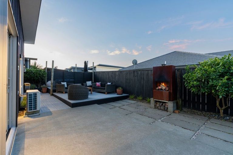 Photo of property in 17 Forbes Road, Foxton Beach, Foxton, 4815