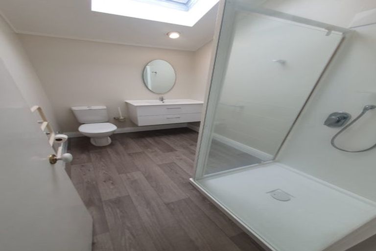 Photo of property in 32 Lake Crescent, Hamilton Lake, Hamilton, 3204