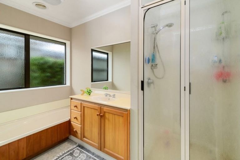 Photo of property in 8 Thelma Place, Lynmore, Rotorua, 3010