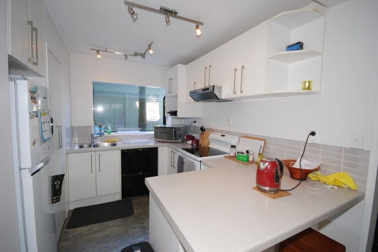 Photo of property in 3/16 Wairakei Street, Greenlane, Auckland, 1051