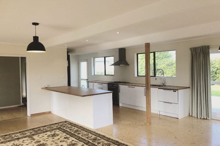 Photo of property in 119 Wairau Road, Oakura, 4314