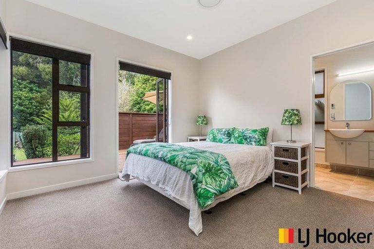 Photo of property in 39 Harry Dreadon Road, Opaheke, Papakura, 2584