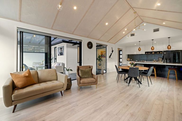 Photo of property in 70 Magellan Rise, Flagstaff, Hamilton, 3210