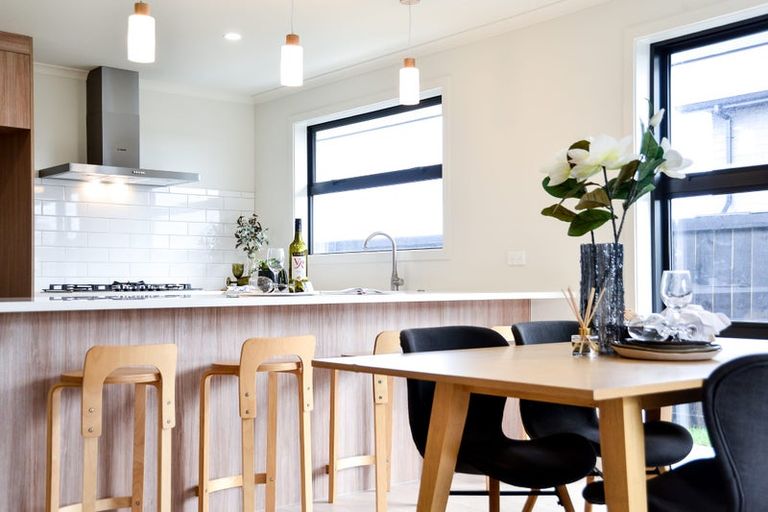 Photo of property in 10 Oralee Terrace, Peacocke, Hamilton, 3206