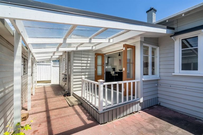 Photo of property in 1/62 Beresford Street, Bayswater, Auckland, 0622