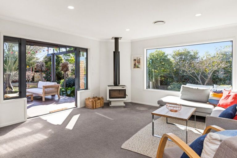 Photo of property in 11a Bowling Road, Greenmeadows, Napier, 4112