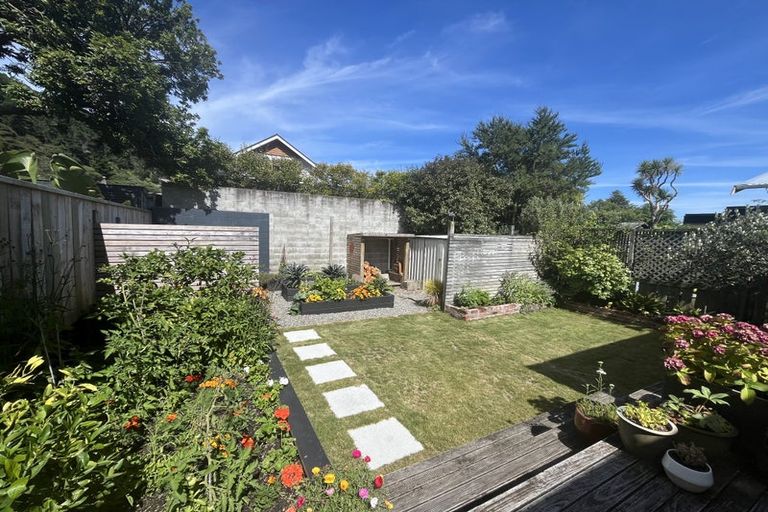 Photo of property in 12 Matipo Street, Eastbourne, Lower Hutt, 5013