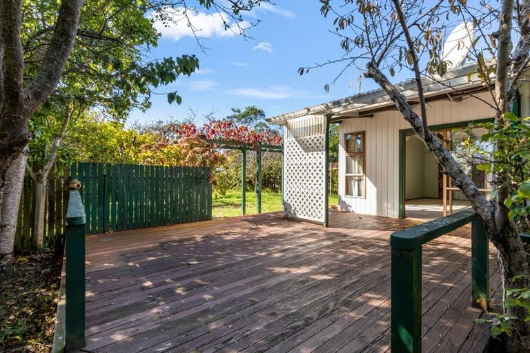Photo of property in 41 Avenue Road, Foxton, 4814