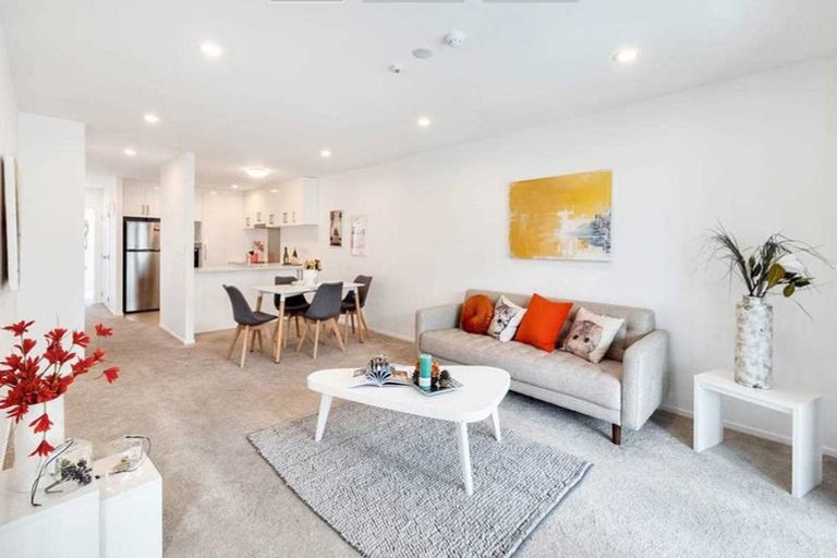 Photo of property in Apollo Apartments, 201/46 Rosedale Road, Rosedale, Auckland, 0632