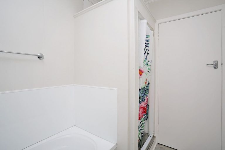 Photo of property in 28 Carron Street, Waverley, Invercargill, 9810