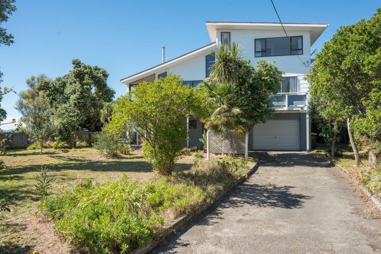 Photo of property in 8 Tait Street, Ruby Bay, Mapua, 7005