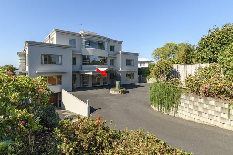 Photo of property in 2/8 Hinewa Road, Otumoetai, Tauranga, 3110
