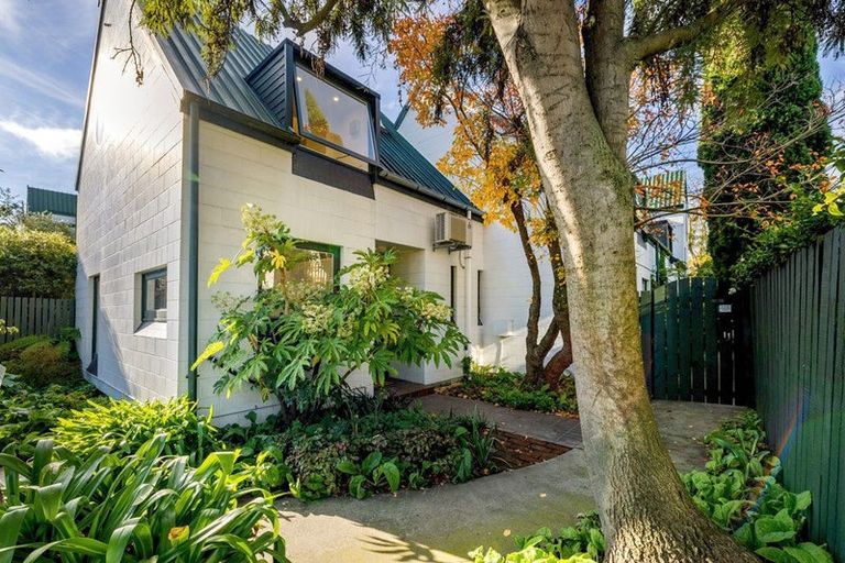 Photo of property in 4/12 Shrewsbury Street, Merivale, Christchurch, 8014