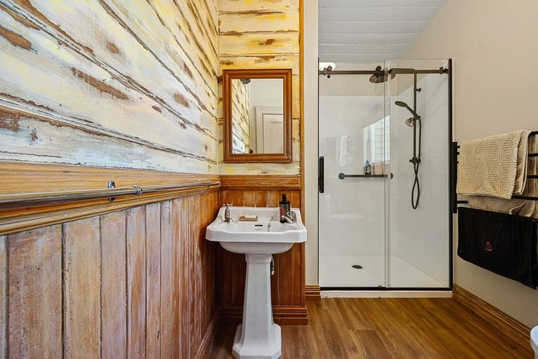 Photo of property in 32 Walpole Street, Waltham, Christchurch, 8023