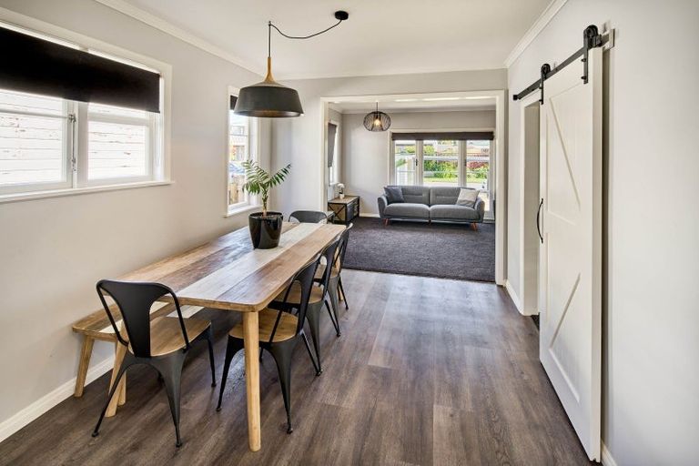 Photo of property in 3 Montgomery Crescent, Clouston Park, Upper Hutt, 5018