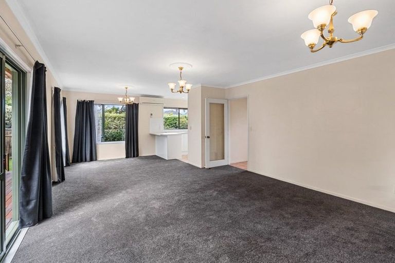 Photo of property in 17a Fairleigh Avenue, Mount Albert, Auckland, 1025