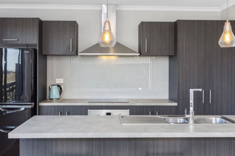 Photo of property in 15 Ponga Place, Papamoa Beach, Papamoa, 3118