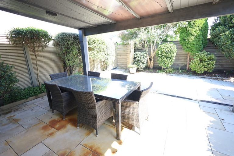 Photo of property in 6 Roderick Street, Otumoetai, Tauranga, 3110