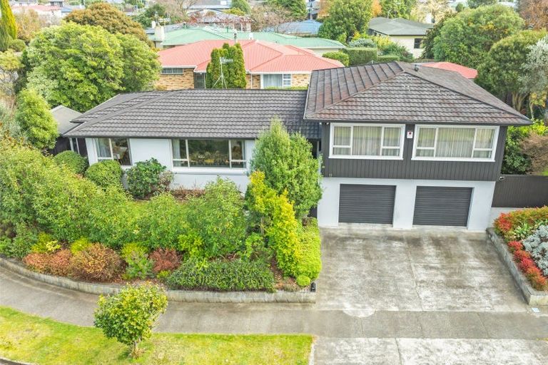 Photo of property in 33 Newcastle Street, Hokowhitu, Palmerston North, 4410
