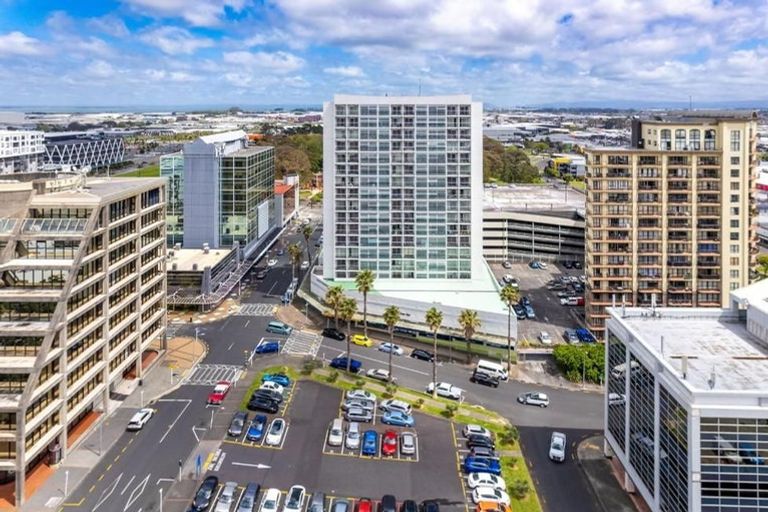 Photo of property in Proximity Apartments, 1301/17 Osterley Way, Manukau, Auckland, 2104