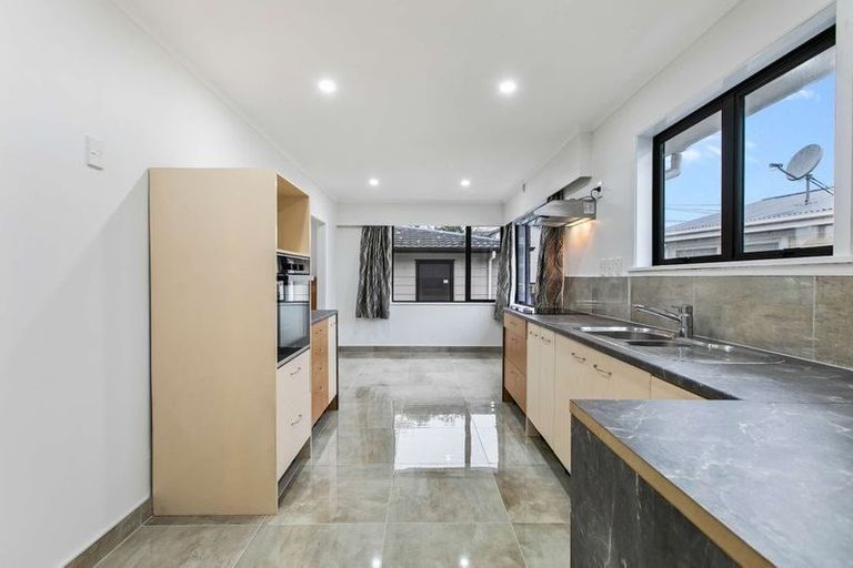 Photo of property in 206 Russell Road, Manurewa, Auckland, 2102