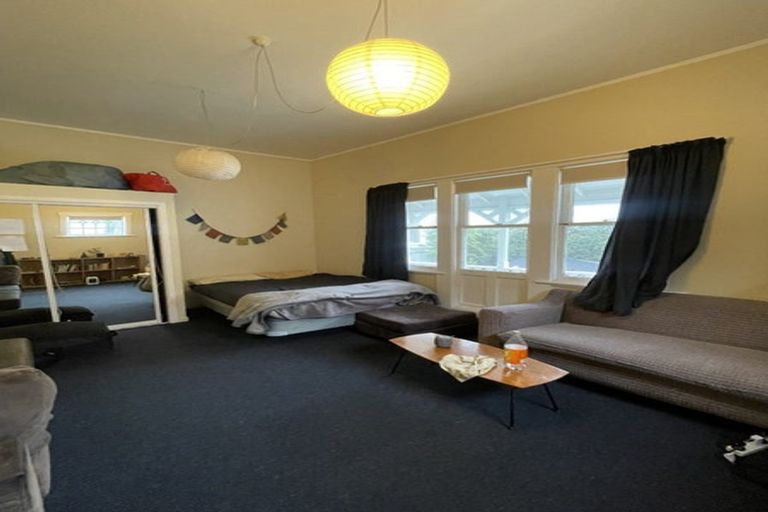 Photo of property in 75 Herald Street, Berhampore, Wellington, 6023