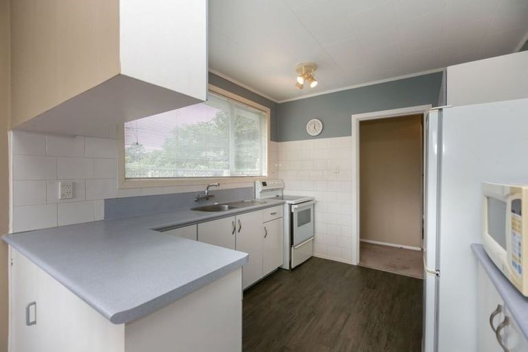 Photo of property in 45 Cumberland Street, Merrilands, New Plymouth, 4312