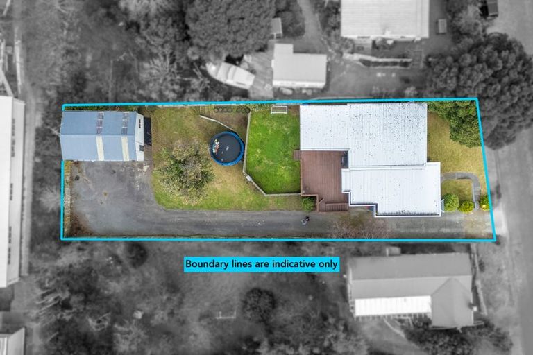 Photo of property in 33 Margaret Road, Raumati Beach, Paraparaumu, 5032