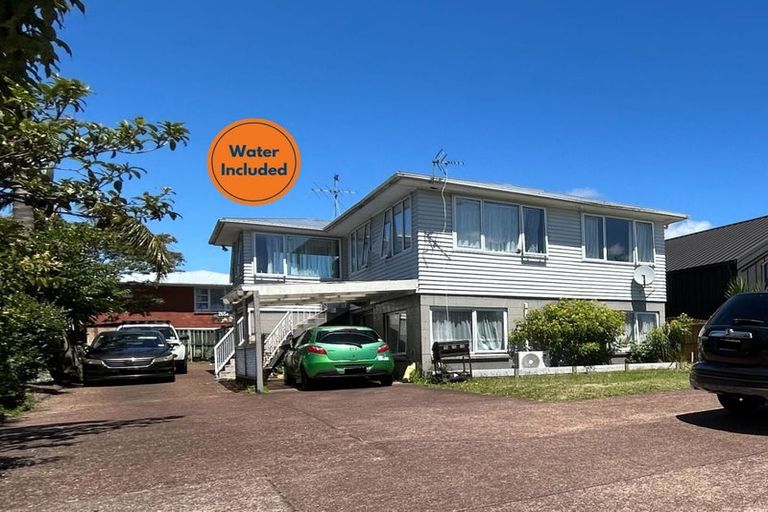 Photo of property in 265 Te Atatu Road, Te Atatu South, Auckland, 0610