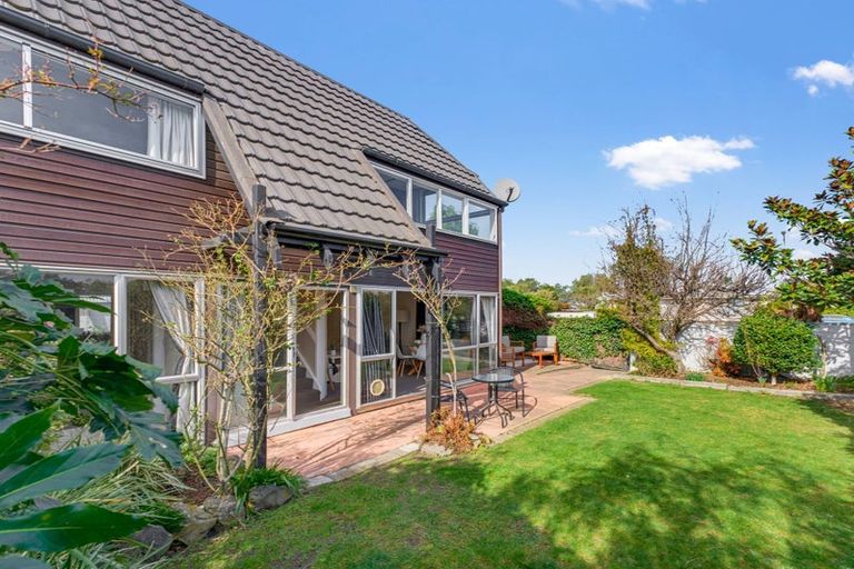 Photo of property in 1 Quinton Place, Bishopdale, Christchurch, 8053