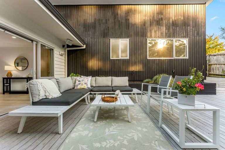 Photo of property in 371 Millwater Parkway, Silverdale, 0932