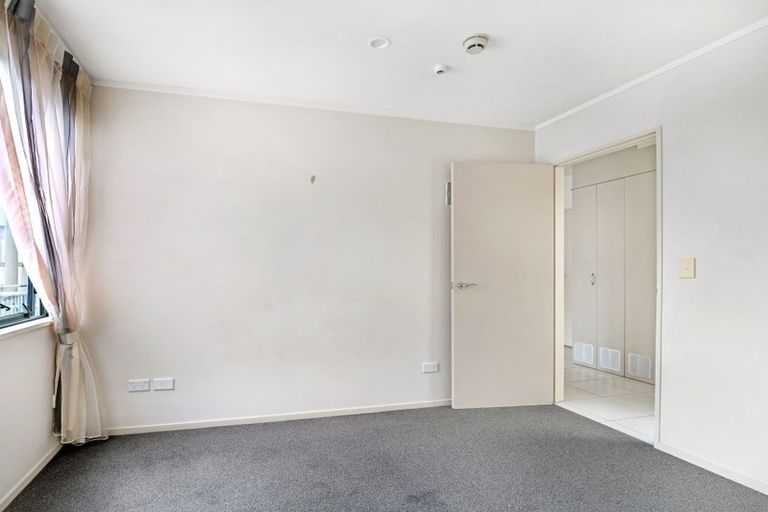 Photo of property in Beachpoint Apartments, 2/5 West End Road, Ohope, 3121