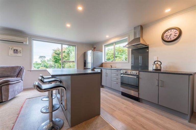 Photo of property in 73 Main North Road, Geraldine, 7930