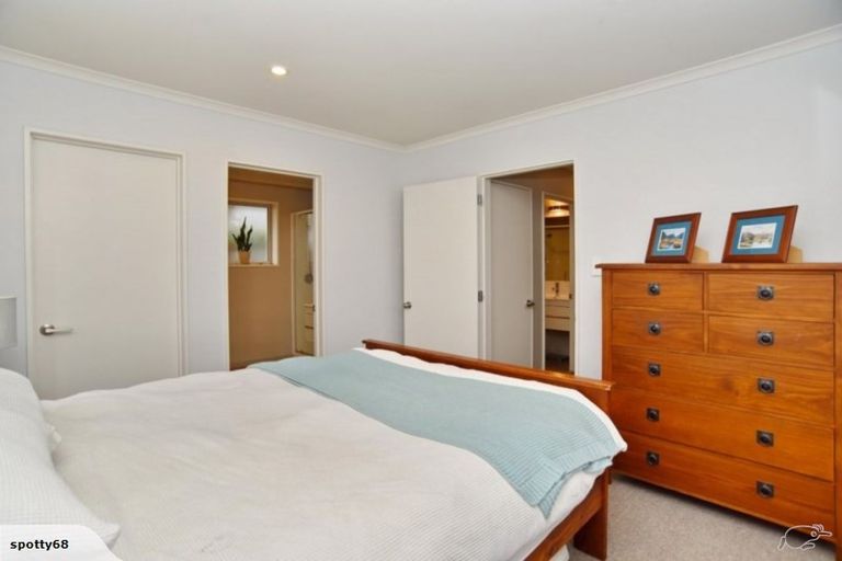 Photo of property in 5 Horomaka Street, Pegasus, 7612