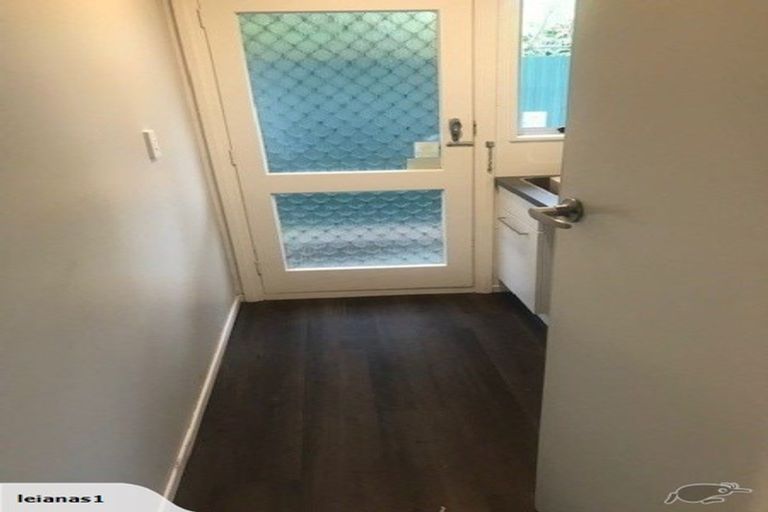 Photo of property in 118 Avonhead Road, Avonhead, Christchurch, 8042