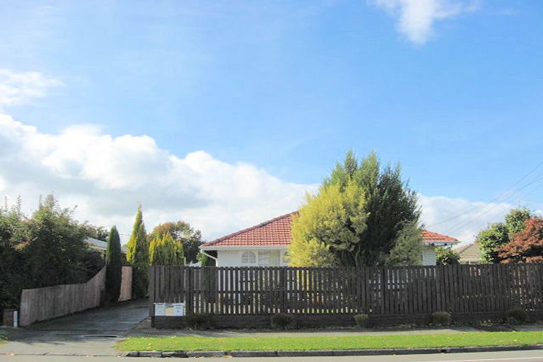 Photo of property in 162a Waimairi Road, Ilam, Christchurch, 8041