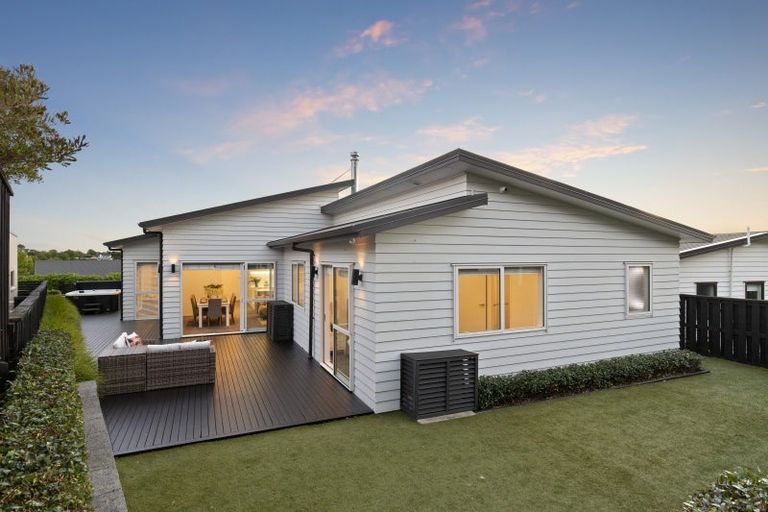 Photo of property in 22 Knoll Rise, Pukekohe, 2120