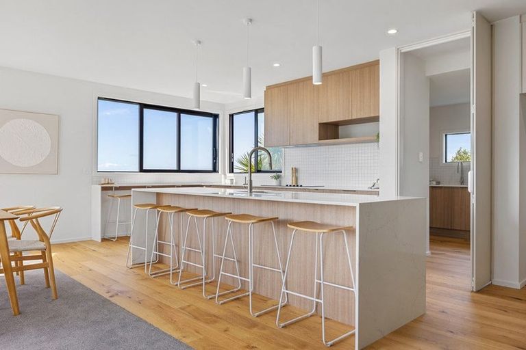 Photo of property in 28 Panorama Road, Clifton, Christchurch, 8081