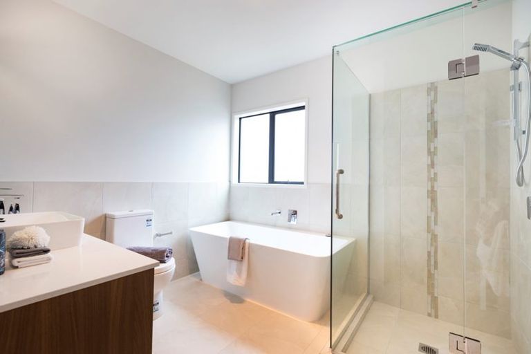 Photo of property in 35 Laly Haddon Place, Matakana, Warkworth, 0985