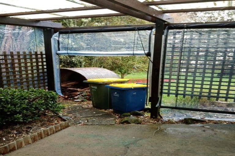 Photo of property in 47 Anzac Road, Waitakere, Auckland, 0816